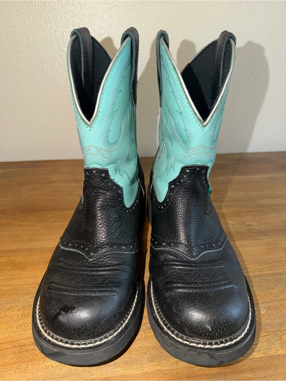 Justin Boots Black and Turquoise Western Boot